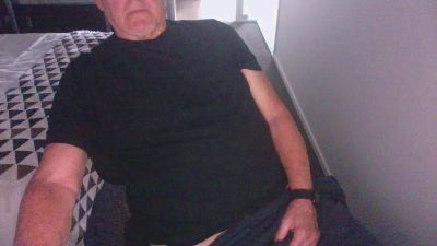 enzed live cam on Cam4