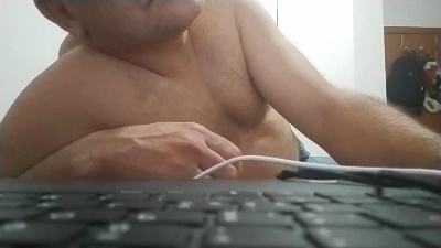 enzo733 live cam on Cam4