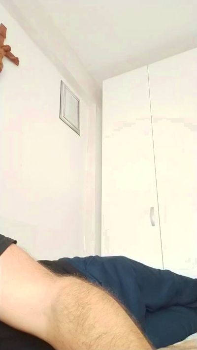 enzo733 live cam on Cam4