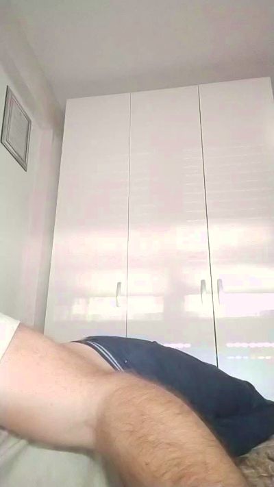 enzo733 live cam on Cam4
