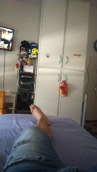 enzo733 live cam on Cam4