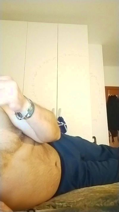 enzo733 live cam on Cam4