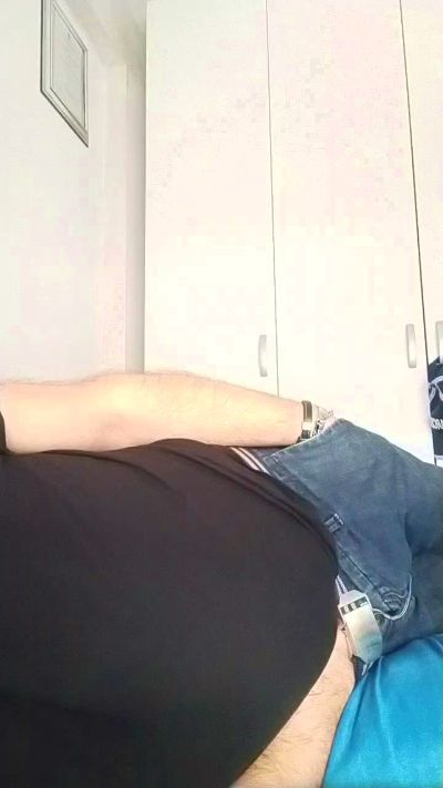 enzo733 live cam on Cam4