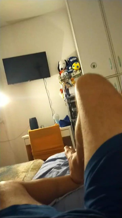 enzo733 live cam on Cam4