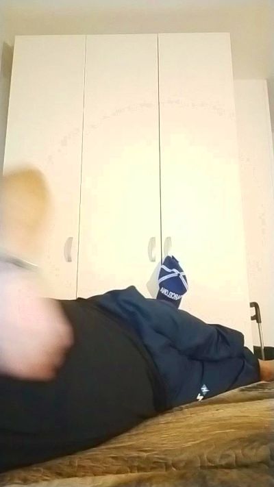 enzo733 live cam on Cam4
