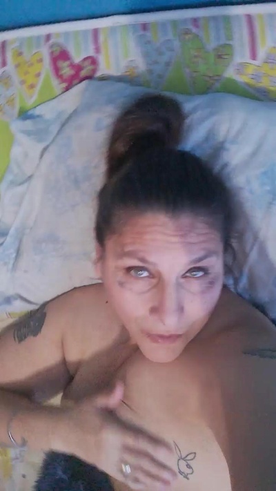 eric2268 live cam on Cam4