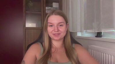erica_forever live cam on Cam4