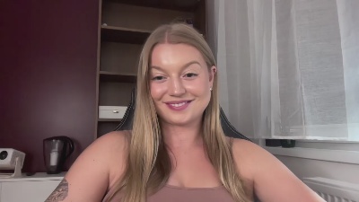 erica_forever live cam on Cam4
