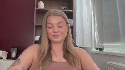erica_forever live cam on Cam4
