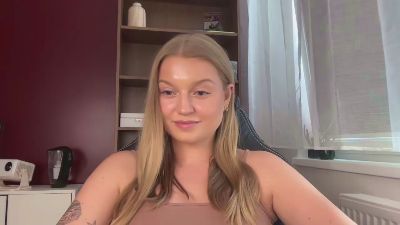erica_forever live cam on Cam4