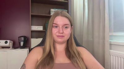 erica_forever live cam on Cam4