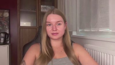 erica_forever live cam on Cam4