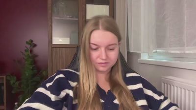 erica_forever live cam on Cam4