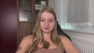 erica_forever live cam on Cam4