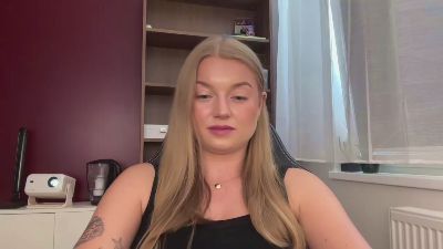 erica_forever live cam on Cam4