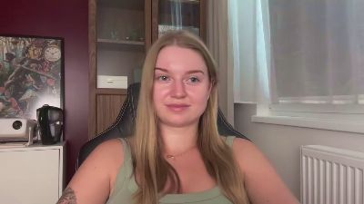 erica_forever live cam on Cam4