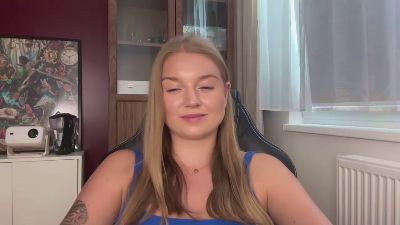 erica_forever live cam on Cam4