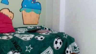 erikaskinny18 live cam on Cam4