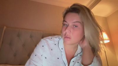 erincheshire live cam on Cam4