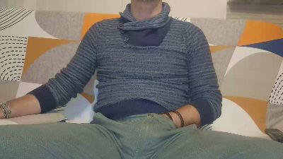 eros1981hot1 live cam on Cam4