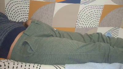 eros1981hot1 live cam on Cam4