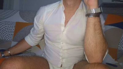 eros1981hot1 live cam on Cam4