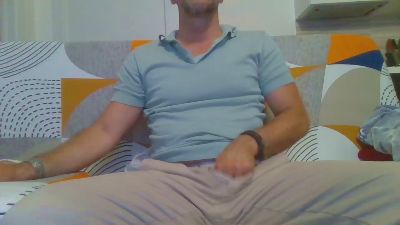 eros1981hot1 live cam on Cam4