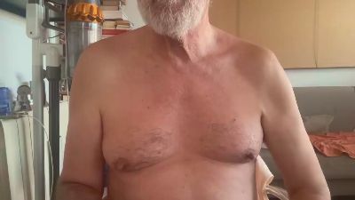 erre4fff live cam on Cam4