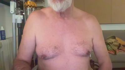 erre4fff live cam on Cam4