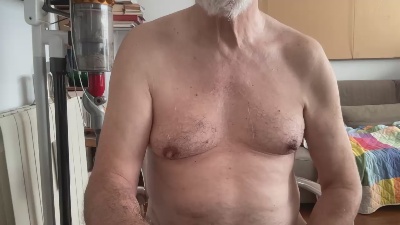 erre4fff live cam on Cam4