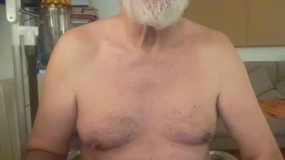 erre4fff live cam on Cam4