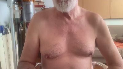 erre4fff live cam on Cam4