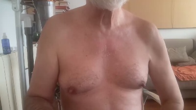 erre4fff live cam on Cam4