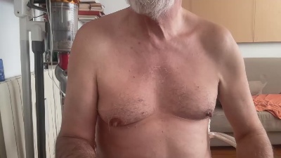 erre4fff live cam on Cam4