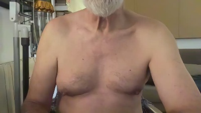 erre4fff live cam on Cam4