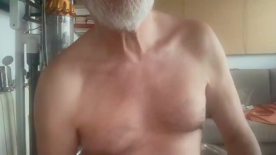 erre4fff live cam on Cam4