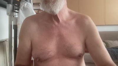 erre4fff live cam on Cam4