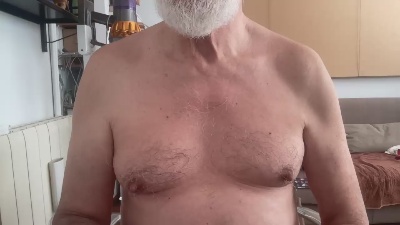 erre4fff live cam on Cam4