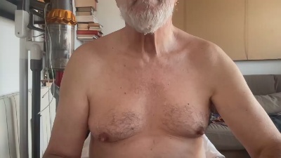 erre4fff live cam on Cam4