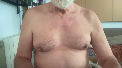 erre4fff live cam on Cam4