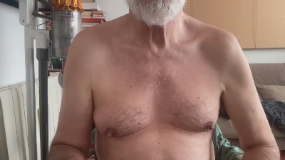 erre4fff live cam on Cam4