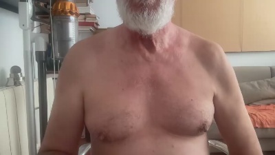 erre4fff live cam on Cam4