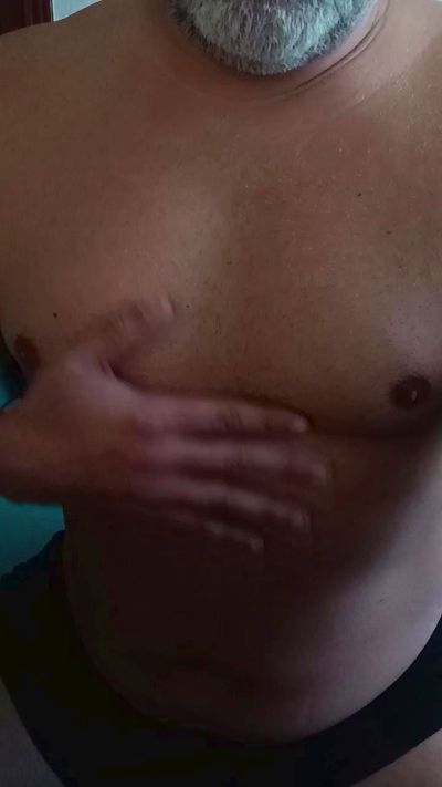 ertiofil live cam on Cam4