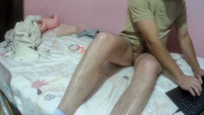 escravinho_hot live cam on Cam4