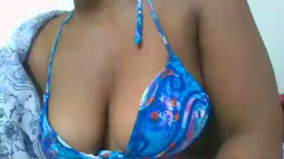 esmeli live cam on Cam4