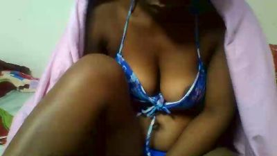 esmeli live cam on Cam4