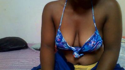 esmeli live cam on Cam4