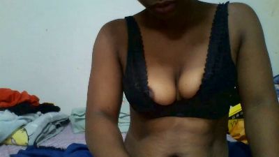 esmeli live cam on Cam4