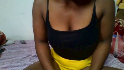 esmeli live cam on Cam4