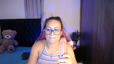 esmeralda098 live cam on Cam4